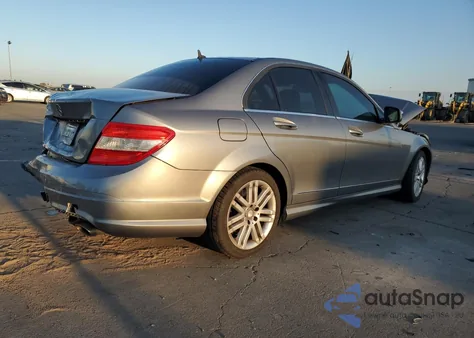 2008 Mercedes-Benz C 300 from USA, damaged, VIN WDDGF54X08R013295